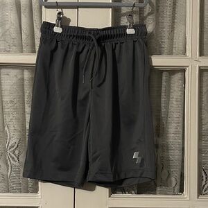 😉Bundle Days😉 The Children’s Place Gray Silky Like Dry Fit Basketball Shorts